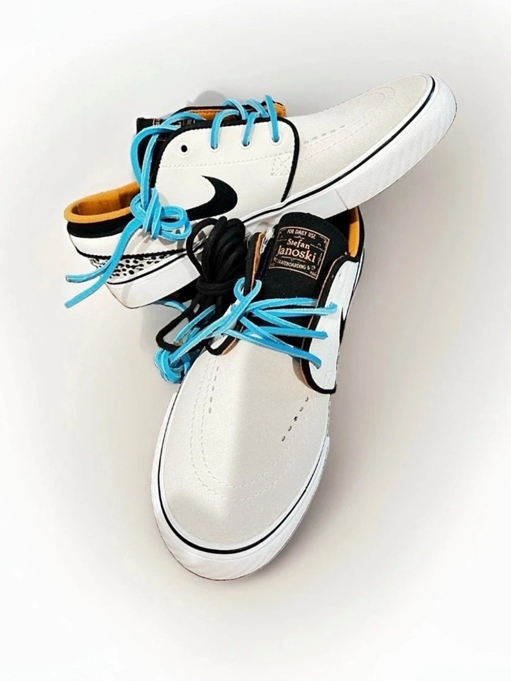Nike Zoom Janoski SB Sneakers White Black Unisex